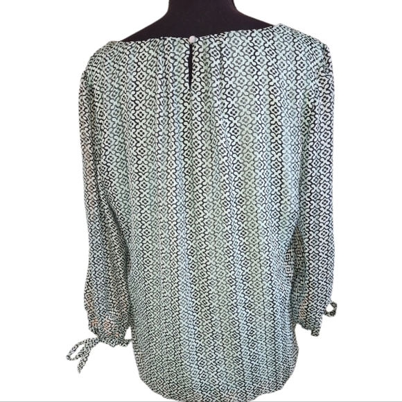 ROZ & ALI flowy geometric print blouse green black size large - Picture 3 of 6